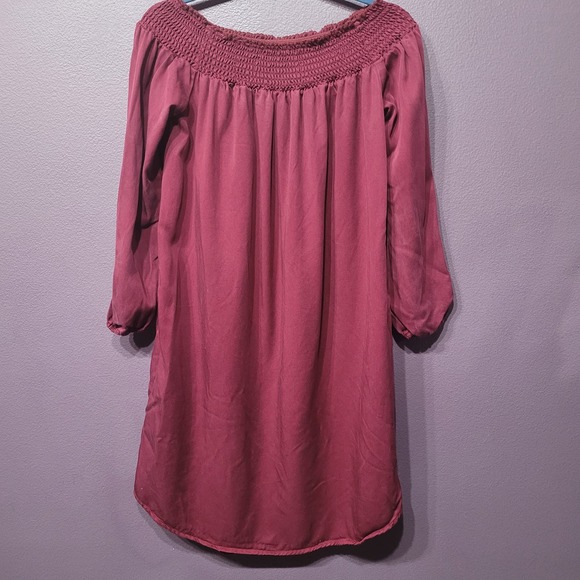 Maternity medium wine smocked shoulder dress - Picture 1 of 5